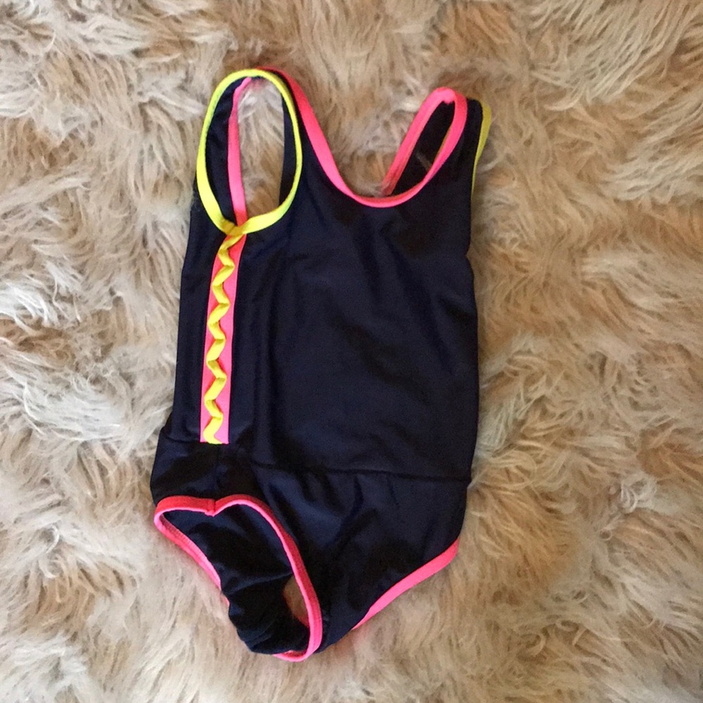 Gap bathing suit 4t